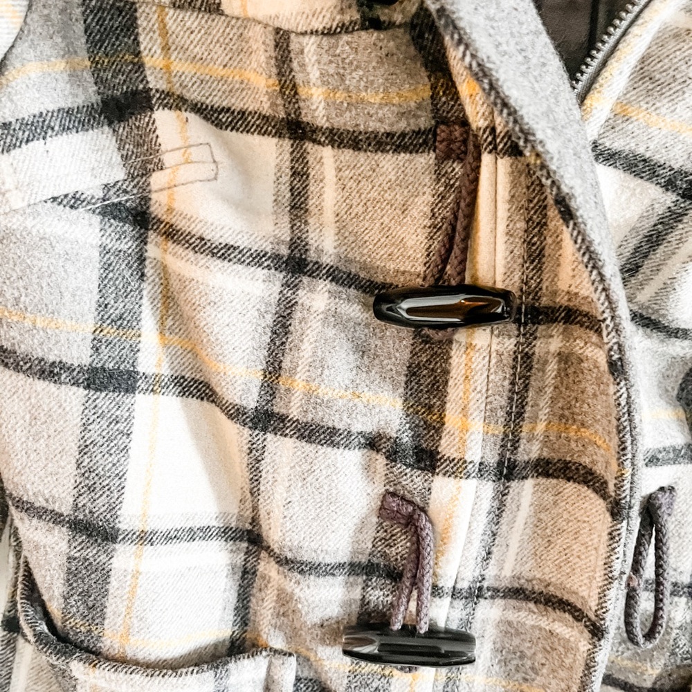 Winter jacket - Picture 3 of 4